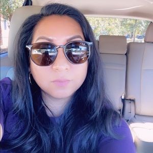 Meet your Posher, Catherine